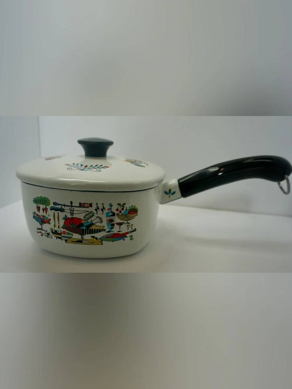 Rare Vintage 1960s MCM Enamel Saucepan with Lid 🍳✨